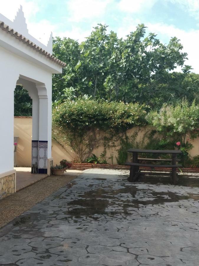 Вилла La Orquidea Morada Кониль-де-ла-Фронтера Экстерьер фото